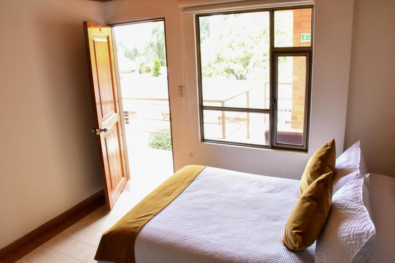 Hotel Villa Vianney Paipa Kültér fotó